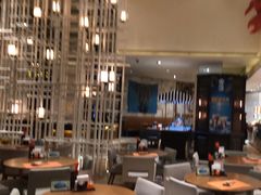 -松咖啡自助餐厅·松北香格里拉