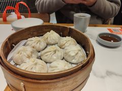 -馋三尺蟹粉小笼(人民广场店)