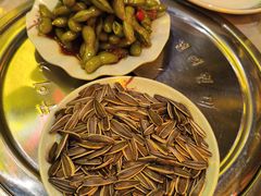 -沪上名羊天下•烤羊腿•东北烧烤•小龙虾(浦东直营总店)