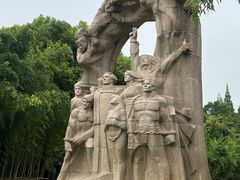 -上海市龙华烈士陵园