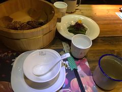 -胡桃里音乐酒馆(东区店)