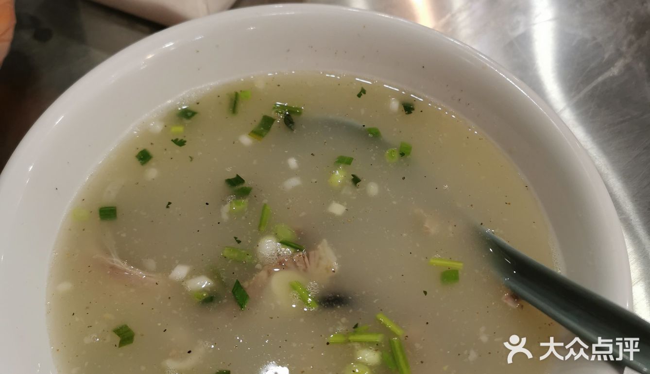 还记得大明湖畔的夏雨荷吗？