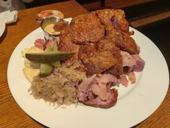 招牌脆皮烤猪肘-Malena玛莲娜