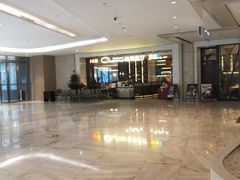 -港丽餐厅(高德置地店)