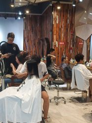 -PE SALON