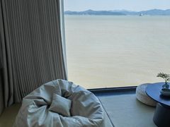-鹰龙海畔度假酒店(咸祥店)