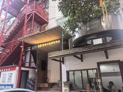 -包整·丝娃娃(甲秀楼景观店)