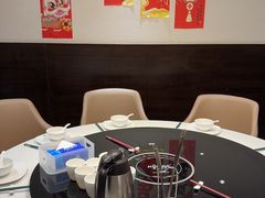 -煲王粤菜餐厅(中侨中心店)