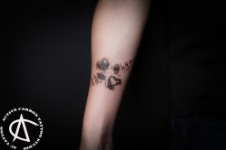 -AC TATTOO 纹身