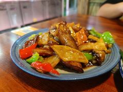 -六禾熏酱小酒馆·东北菜(海甸岛店)