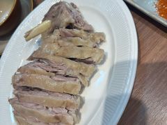 手抓羊腿肉一斤-贯贯吉·清真餐厅(浙江中路店)