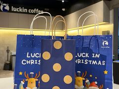 -瑞幸咖啡(新世界中心店)