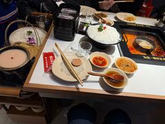 -老牌坊云南鱼豆花火锅(哈西万达店)