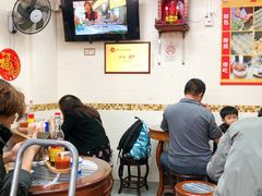 大堂-八珍·广式煎饺·广州老字号(北京路总店)
