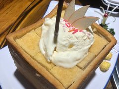 -苹果树下艺术餐厅(宋庄店)