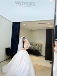 -城市花园婚纱摄影