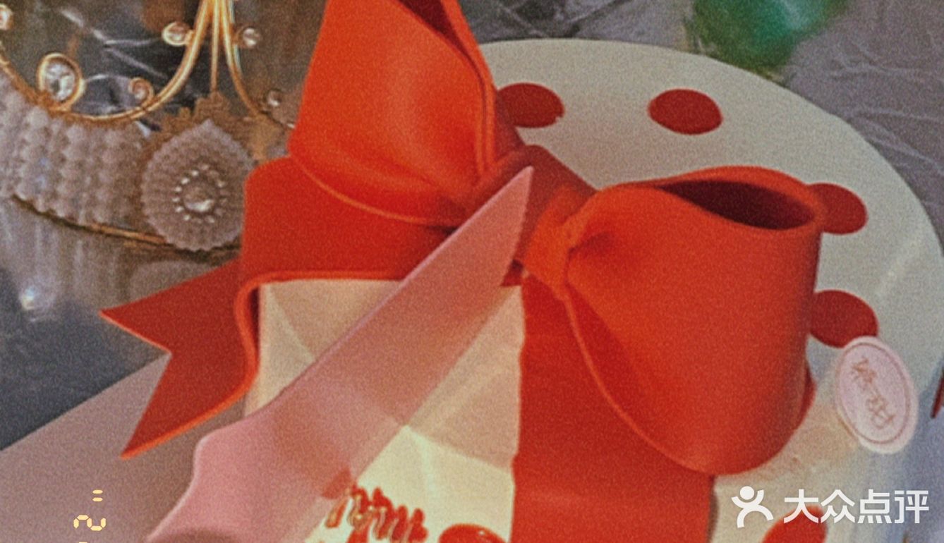 长沙探店｜超氛围生日翻糖蝴蝶结蛋糕🎂 