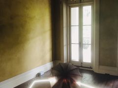 -Nathalie Djurberg与Hans Berg“牛皮纸包裹的月亮”-Prada荣宅当季展览