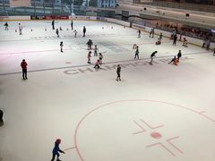 -冠军冰场CHAMPION RINK(凯德广场店)
