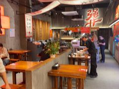 -李犟大爆鳝面·手工蟹黄包(湖滨西湖店)