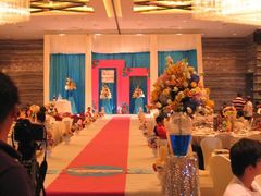 T台-上海松江假日酒店