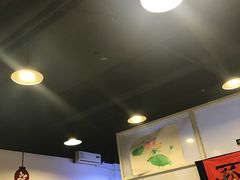 -虾弄弄海派小龙虾·牛羊蝎子火锅