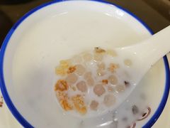 椰汁桃胶西米露-五条人糖水铺(武林总店)