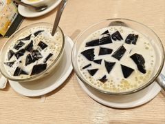 -佰搭果·广式茶餐厅(西华路店)