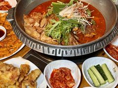 -喇喇排骨火锅·传统韩式脊骨汤(望京西园总店)