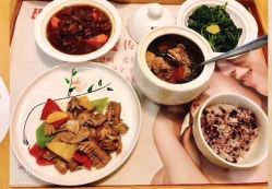 -喜喜·全套房月子会所(罗宾森广场店)