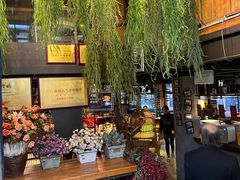 -胡桃里音乐餐厅(陶溪川店)(川湘赣菜·世界百大酒庄直供红酒·音乐表演)