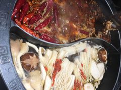 -销魂美蛙鱼头火锅(上海首店)