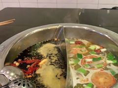 -重庆风光老灶火锅城(同德广场店)