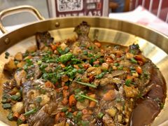 红烧桂鱼仔-堂瓦里·33年传统赣菜(第一街区店)