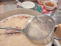 -尚尚仙·酸汤猪手·猪肚鸡火锅(华联万柳购物中心店)