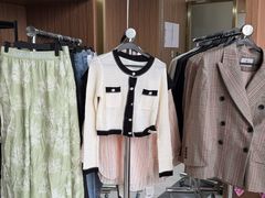 -广州周大福金融中心