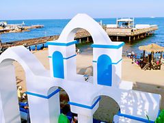 -北戴河碧螺塔海上酒吧公园