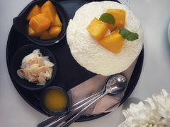 芒果雪冰-Cheevit Cheeva(Sirimangkalajarn)