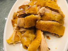 -侬佳蒸菜馆(听潮店)