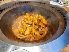 -山河屯铁锅炖(哈西站店)