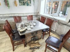 -粘豆包柴火铁锅炖