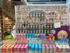 -猫的天空之城概念书店(苏州平江店)