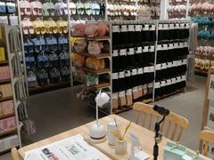 -名创优品(山东青岛华润万象城店)