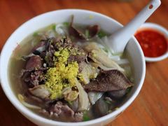 -潮镇老尾牛杂(环城西路店)