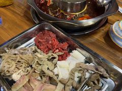 -金鼎雪山牦牛杂火锅(理县总店)