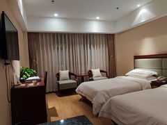 -赤峰美林谷四季山度假酒店