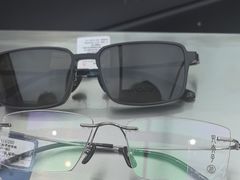 -青山良镜(中国丹阳国际眼镜城店)