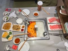 -海底捞火锅(新松江路店)