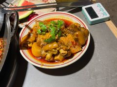 -吃城都·鱼蛙火锅(西玉龙街店)