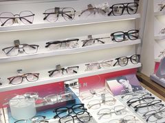 -爱视眸Eyeblling眼镜·依视路·蔡司镜片折扣店(百联南方商城购物中心)